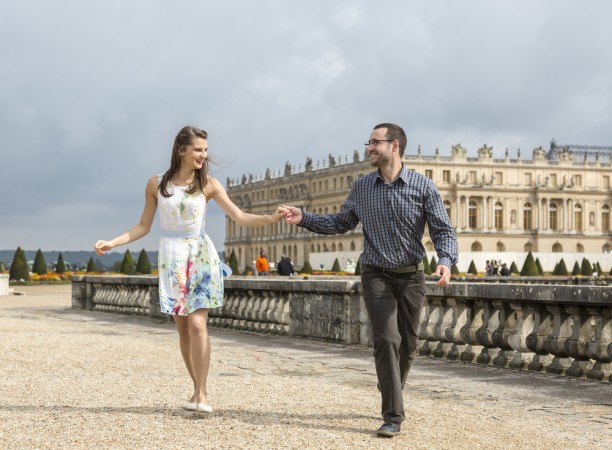People enjoying time in Versailles 