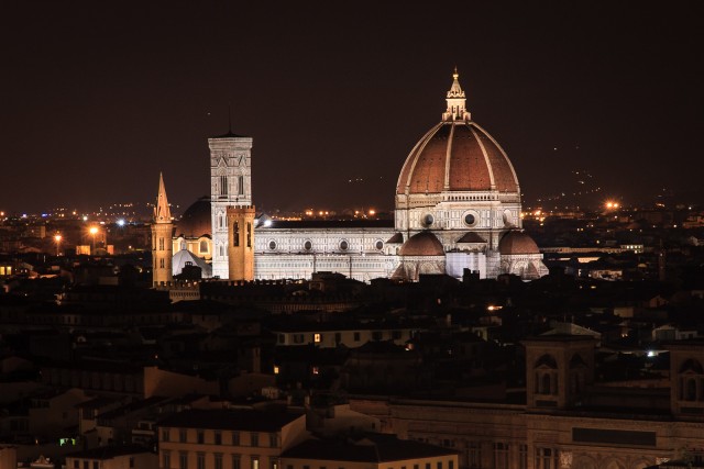 The Duomo at night ©Leszek Leszczynski