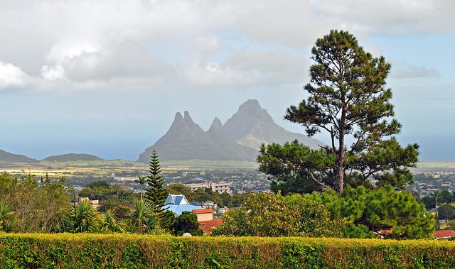 A typical Mauritian landscape ©littlestschnauzer/flickr