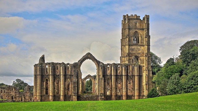 The old and strong Fountains Abbey guarding the Studley Park ©james perkins./flickr