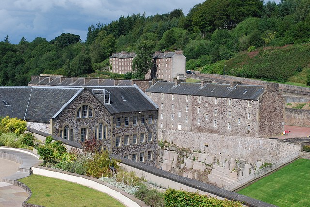 New Lanark, an example of cotton industry in Scotland ©Andrew Green/flickr